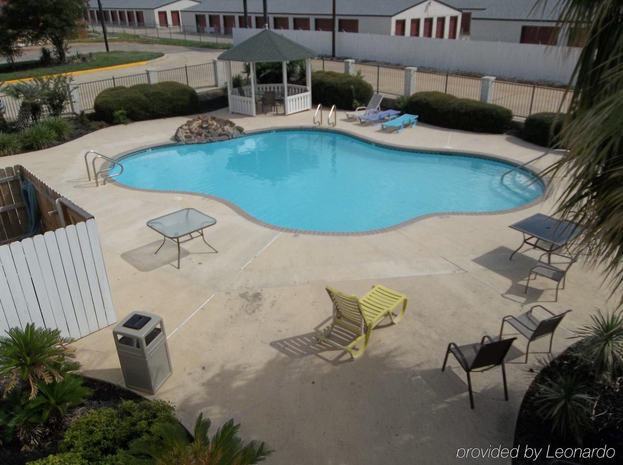 SureStay Hotel by Best Western Floresville Exterior foto